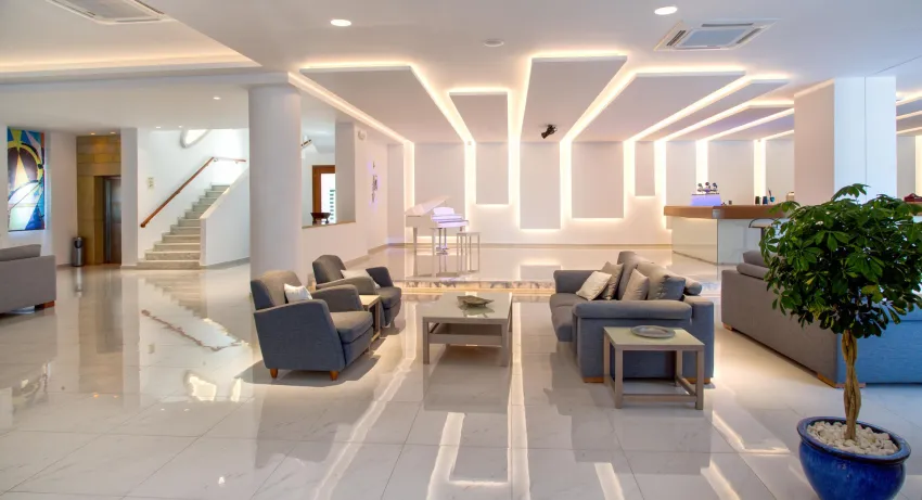 Mediterranean Beach Resort and Spa 5*-4