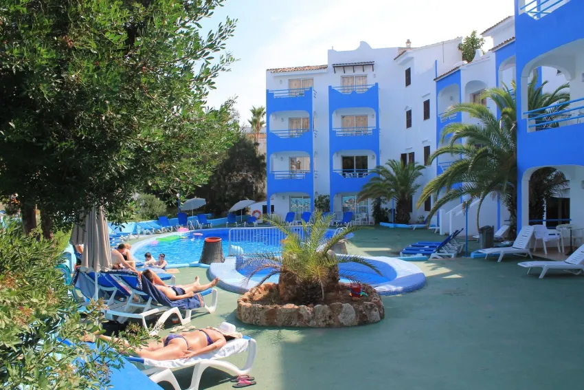 Europa Apartments 2*-3