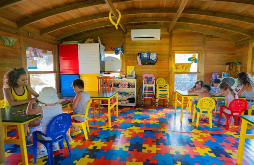 MASTER FAMILY CLUB  5*-27