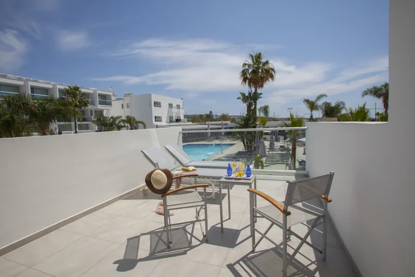 Limanaki Beach Hotel & Suites 4*-33