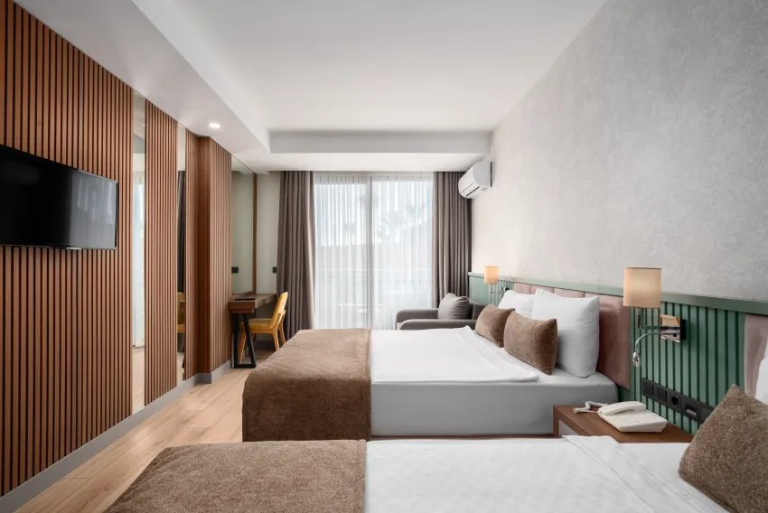 Sun Heaven Queen 4*-10