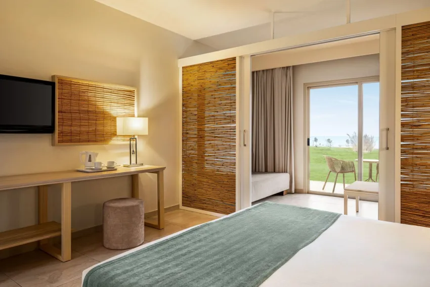 Ramada Hotel & Suites By Wyndham 4*-20