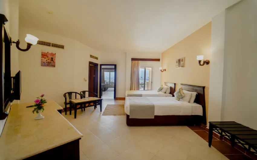 Blue Reef Resort 4*-5