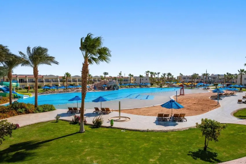 DOUBLETREE BY HILTON SHARM BAY RESORT BEACH SIDE  4*-9