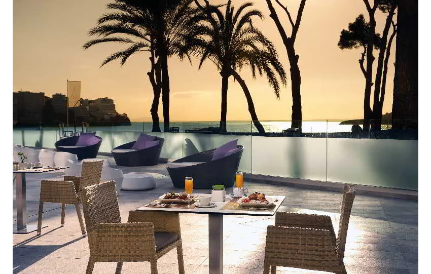 Melia South Beach 4*-239