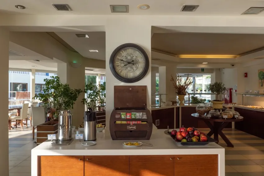 Molos Bay Hotel 4*-6