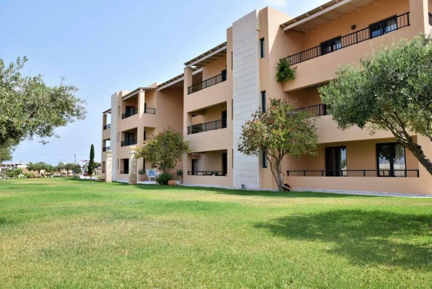Golden Bay Aparthotel 2*-2