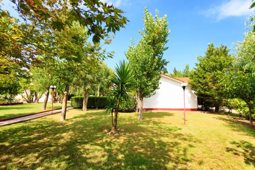Alykes Park Bungalows & Apts 4*-2