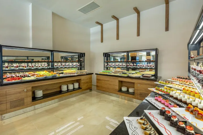 LONICERA PREMIUM HOTEL  5*-13