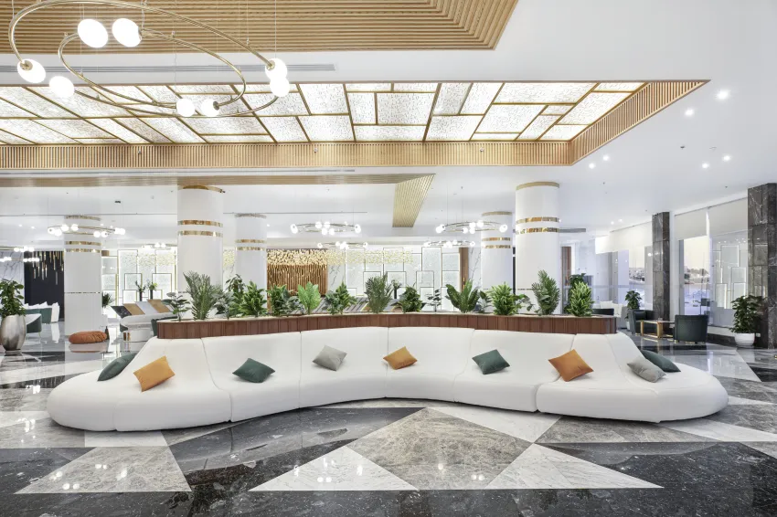 The V Luxury Resort 5*-9