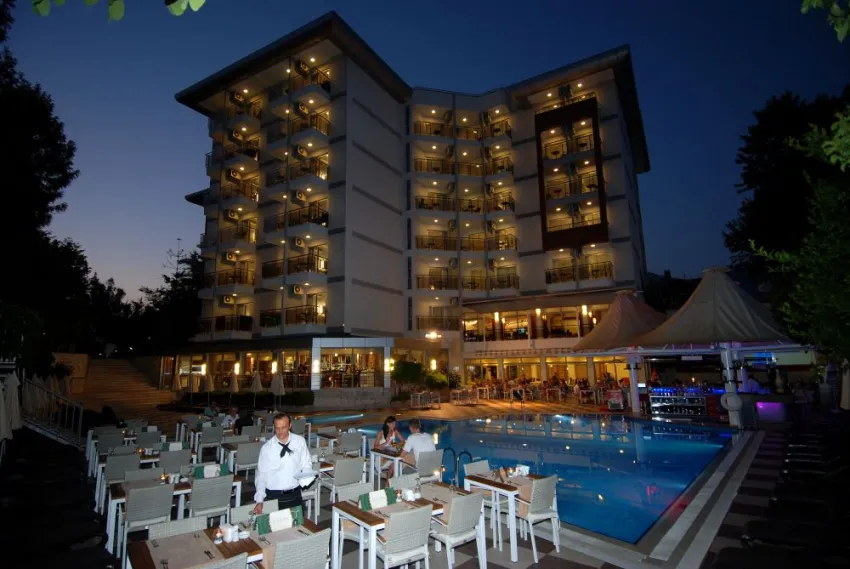 GRAND OKAN HOTEL  4*-5
