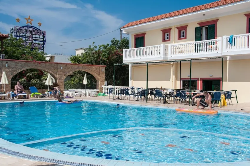 Club Zante Plaza 3*-29