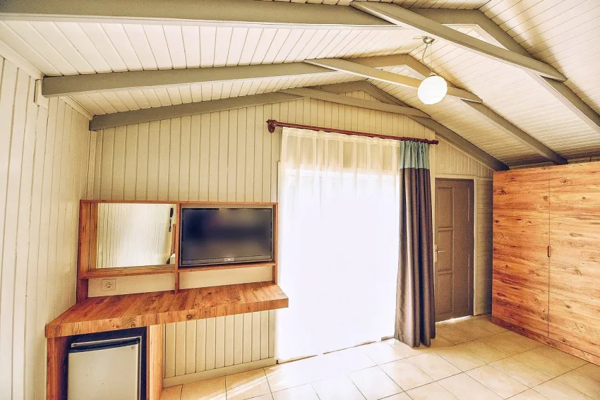 Leda Beach Hotel 3*-4