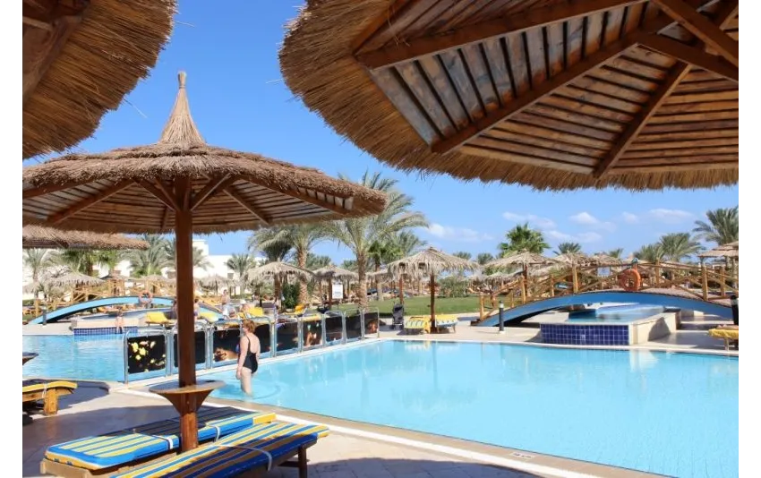 Long Beach Resort 4*-13