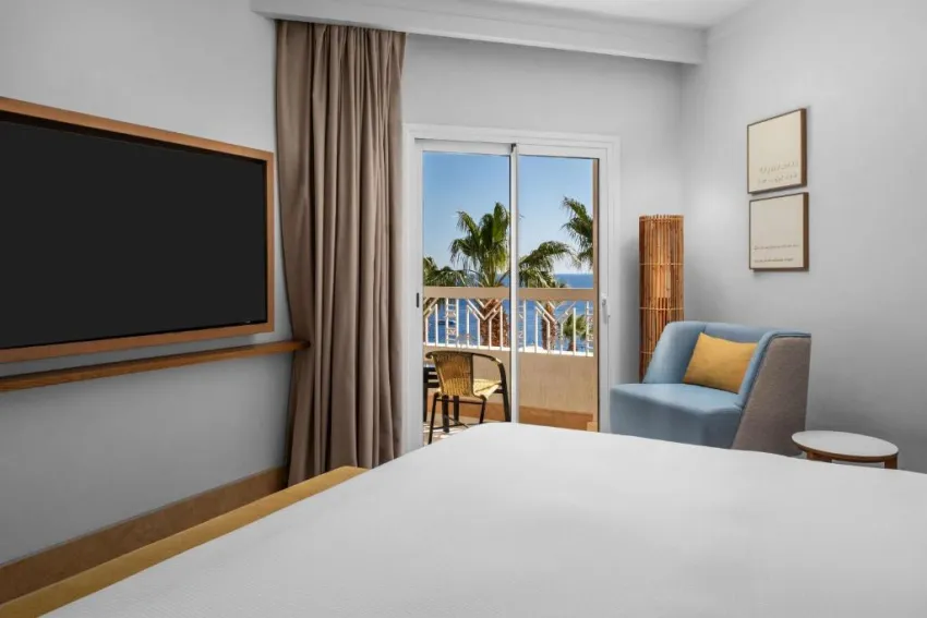 DOUBLETREE BY HILTON SHARM BAY RESORT BEACH SIDE  4*-69