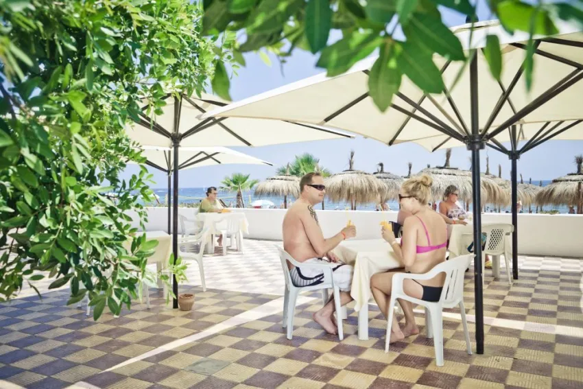 EL MOURADI CLUB KANTAOUI  4*-12