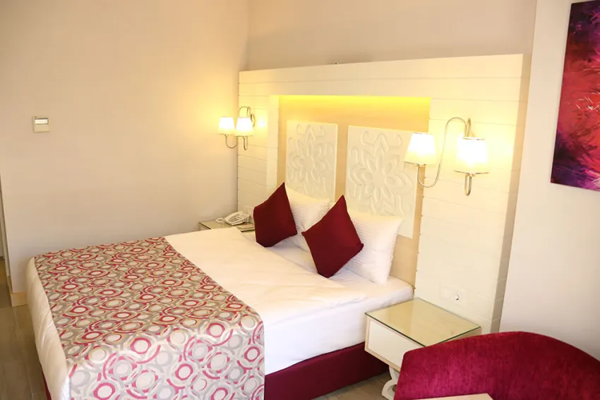 SUNMELIA BEACH RESORT HOTEL & SPA  5*-4