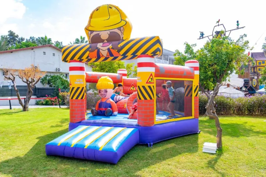 UTOPIA RESORT & RESIDENCE  5*-44