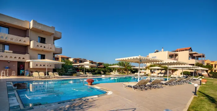 MA-TZI Hotel Apartments 2* - Gerani - Grecia