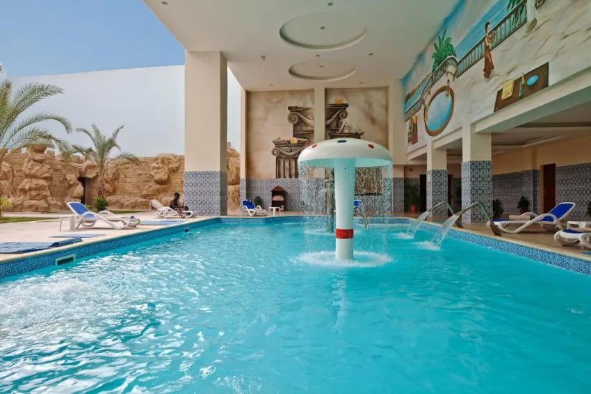 TITANIC BEACH SPA & AQUAPARK  5*-7
