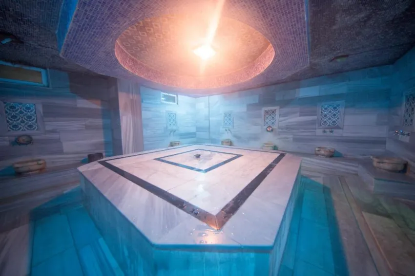 FIRST CLASS HOTEL  5*-15