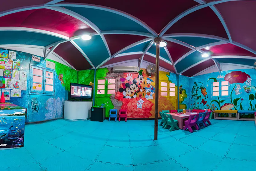 OLD PALACE SALH HASHEESH  5*-12