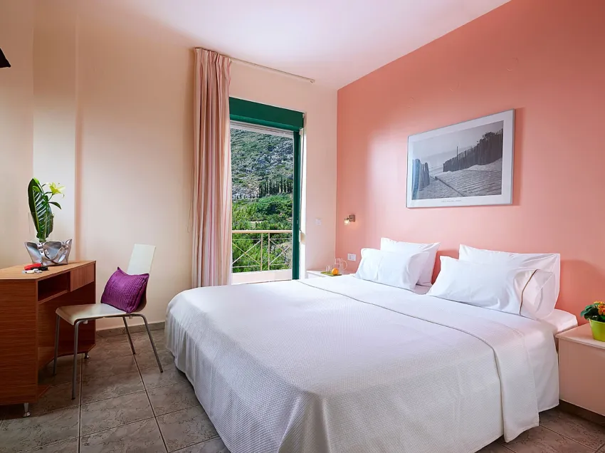 Bella Vista Apartments 3*-23