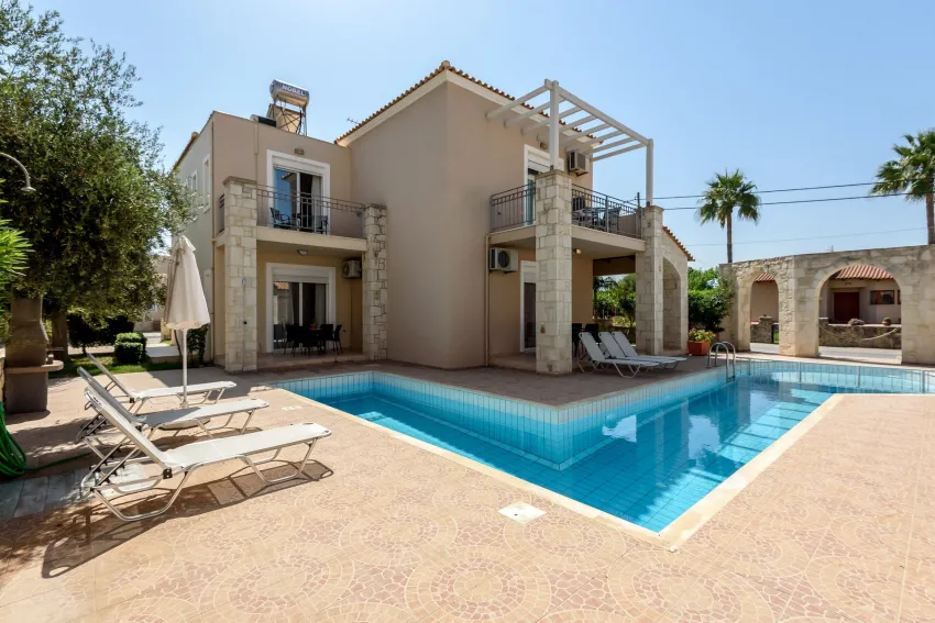 Azure Beach Villas 3*-6