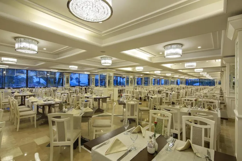 BELLIS DELUXE HOTEL  5*-11