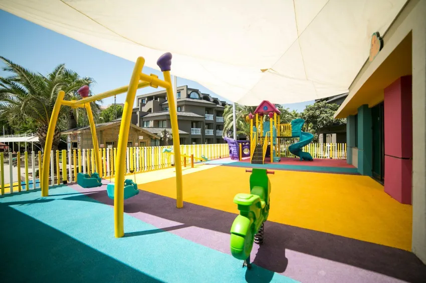 Sailors Beach Club 5*-11