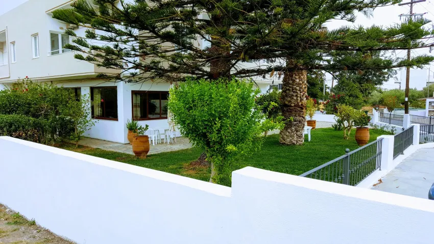 Mastorakis Studios 1*-4