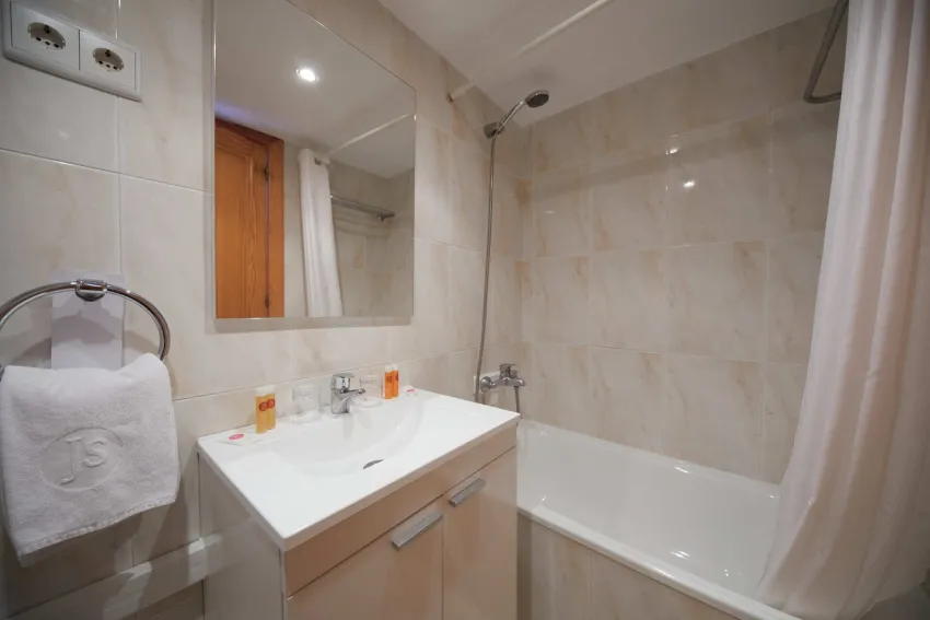 JS Paradise Sport - Adults Only 3*-12