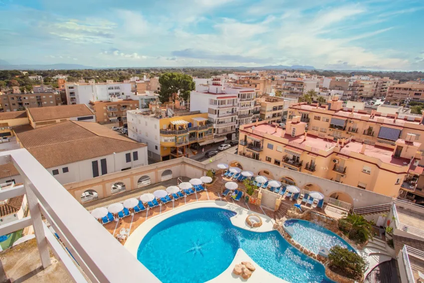 Kilimanjaro Hotel 3*-3