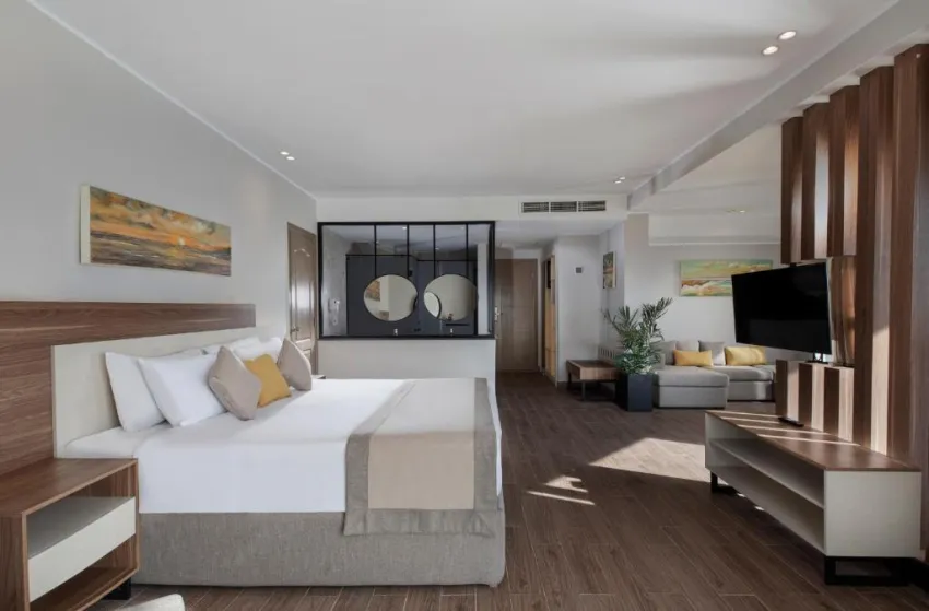V BEACH RESORT SAHL HASHEESH (EX. PYRAMISA SAHL HASHEESH)  5*-7