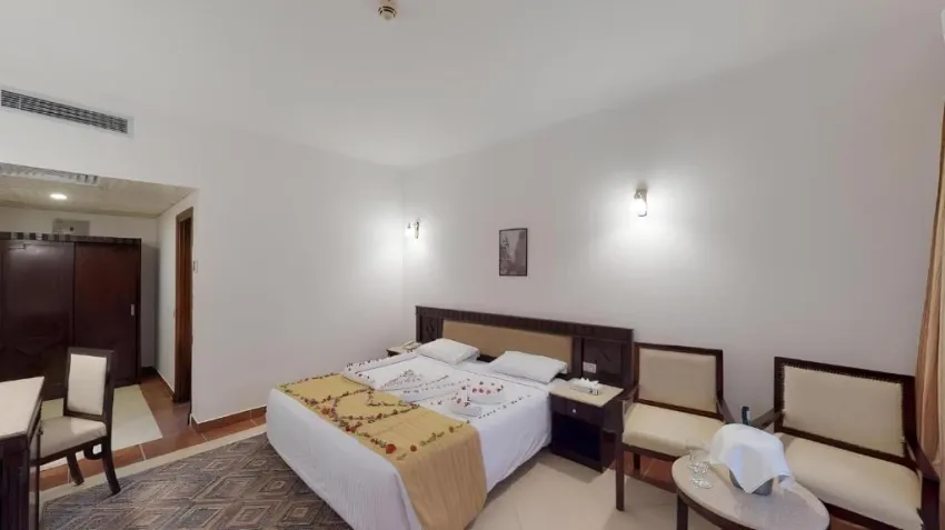 FALCON NAAMA STAR  3*-67