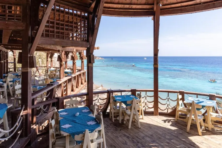 CLUB FARAANA REEF  4*-110
