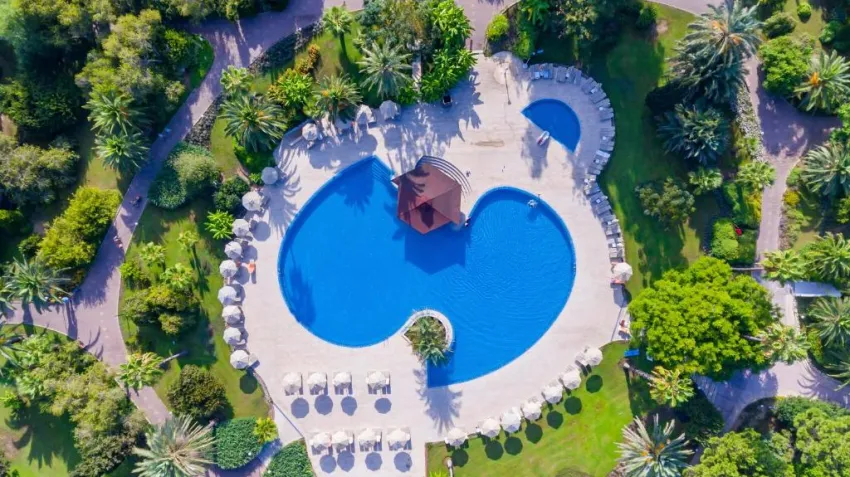 STARLIGHT RESORT SPECIAL ROOMS  5*-17