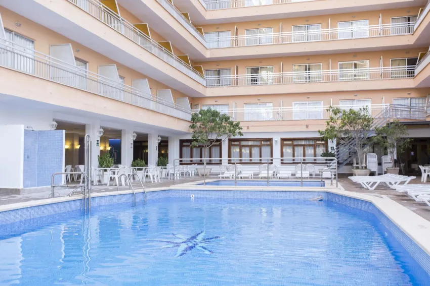 Tent Bahia de Palma 3*-3