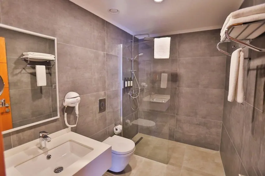 Caddem Inn Hotel -23