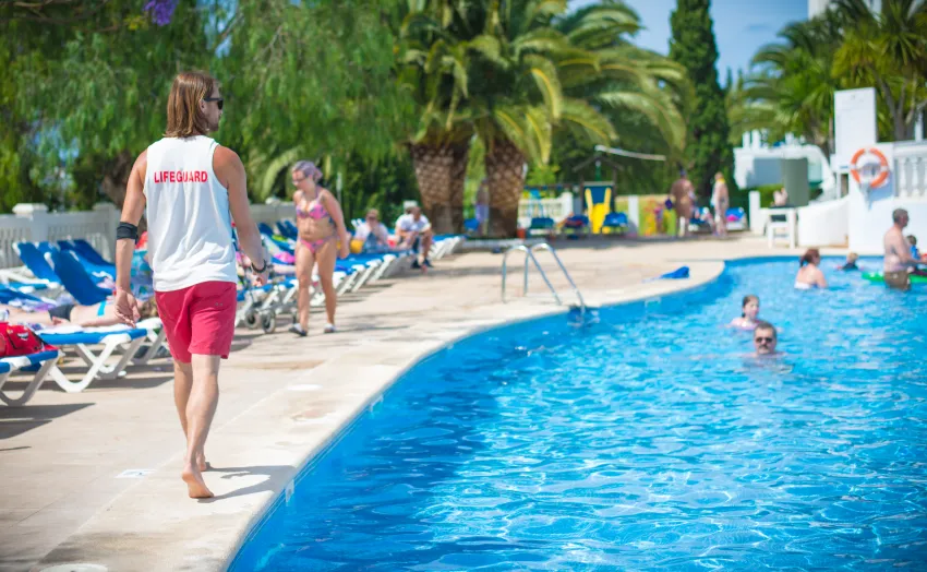 Holiday Center Apart 3*-7