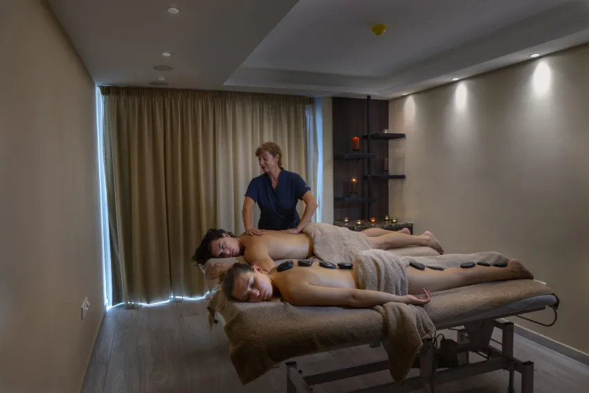 Leonardo Crystal Cove Hotel and Spa by the sea 4*-18