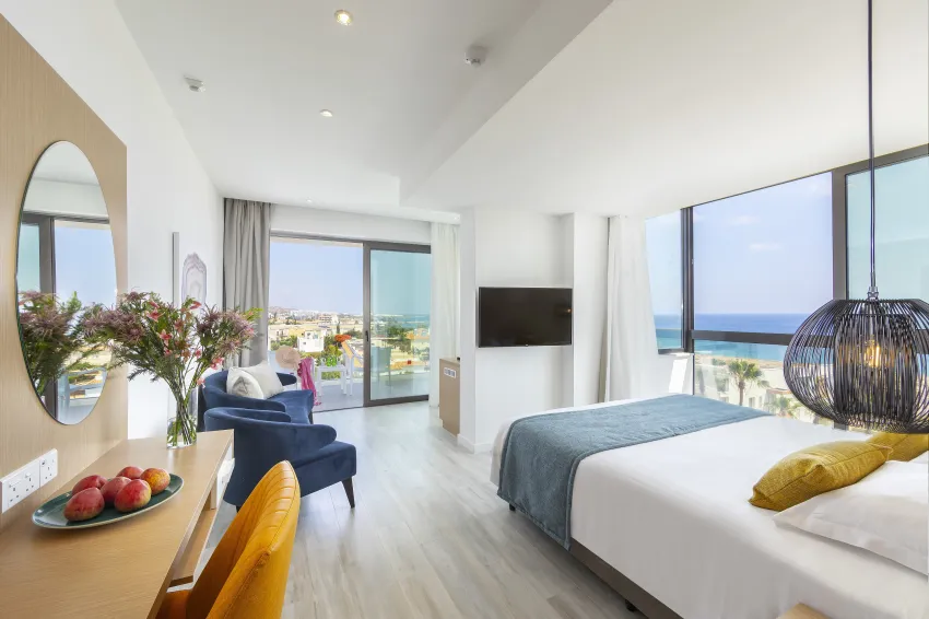 Leonardo Crystal Cove Hotel and Spa by the Sea 4*-46