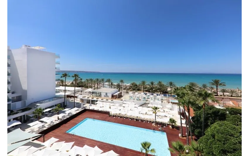 Iberostar Waves Bahía de Palma 4*-1