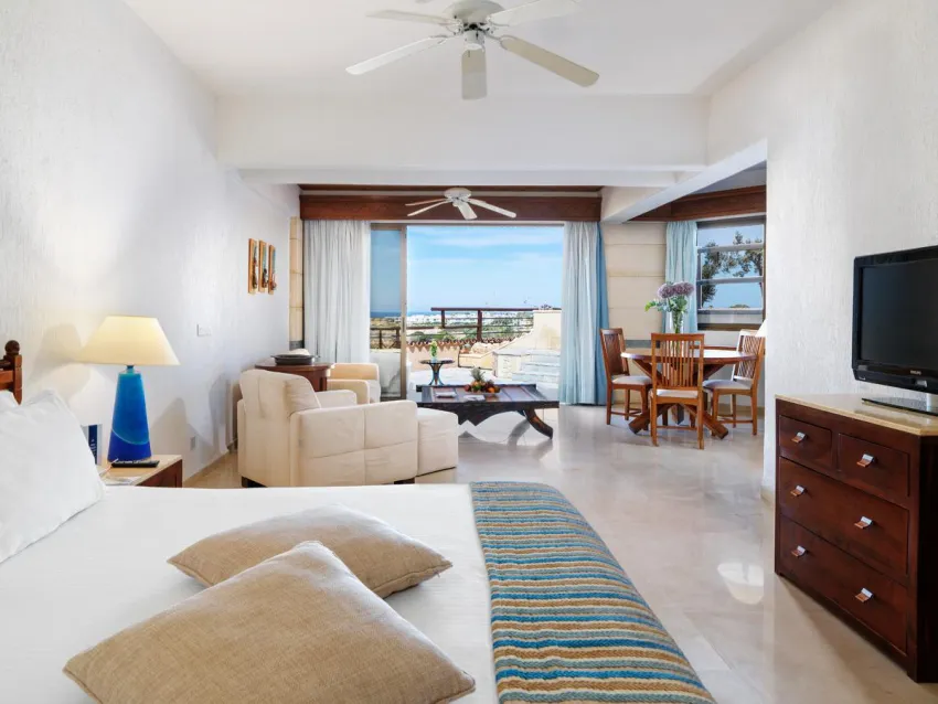 Coral Beach Hotel and Resort 5*-75