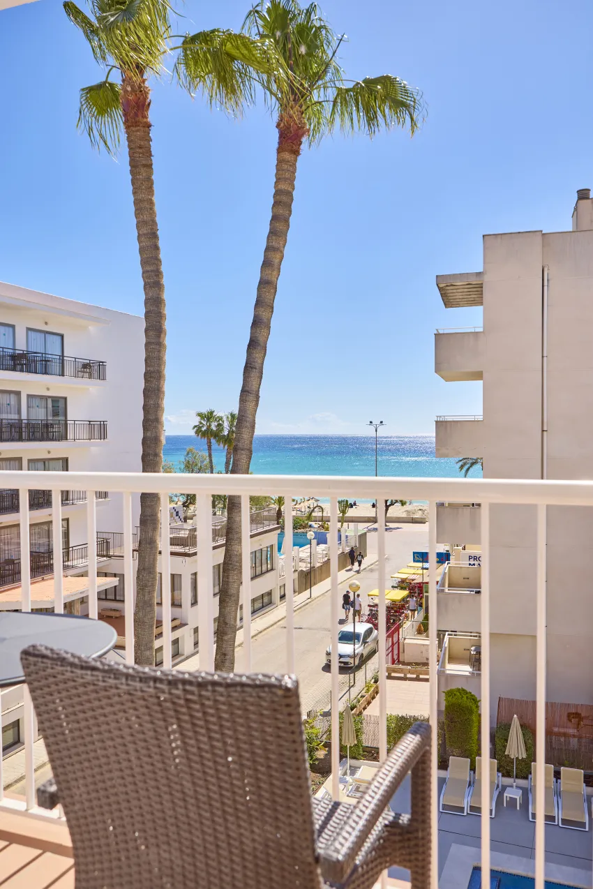 Universal Hotel Bikini 3*-22