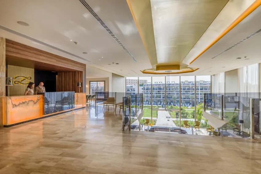 Zafiro Palace Palmanova 5*-7