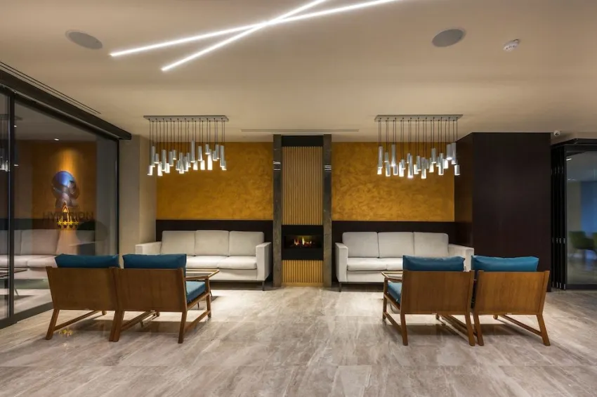 Hyperion City Hotel 4*-3