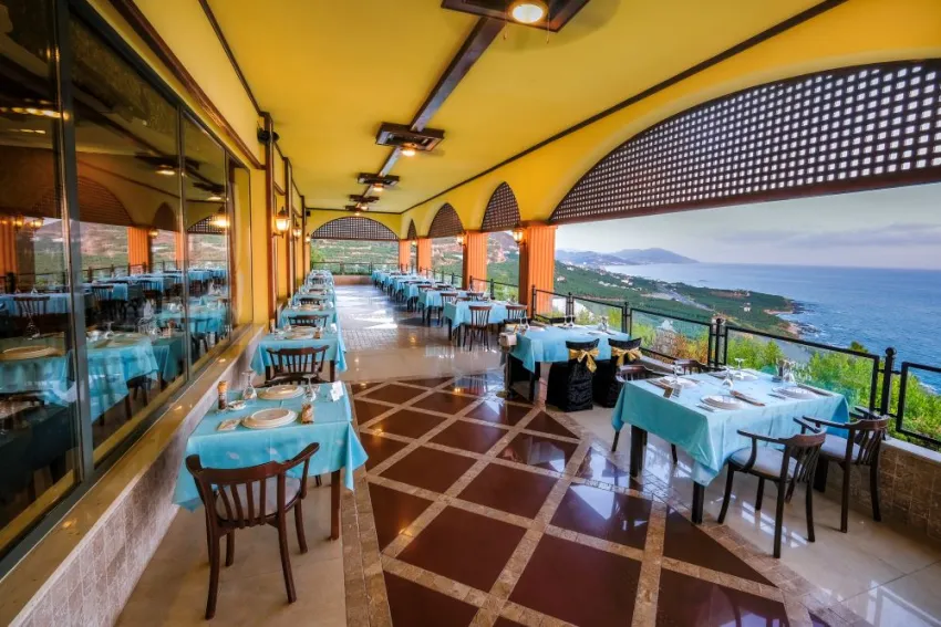 UTOPIA WORLD HOTEL  5*-36