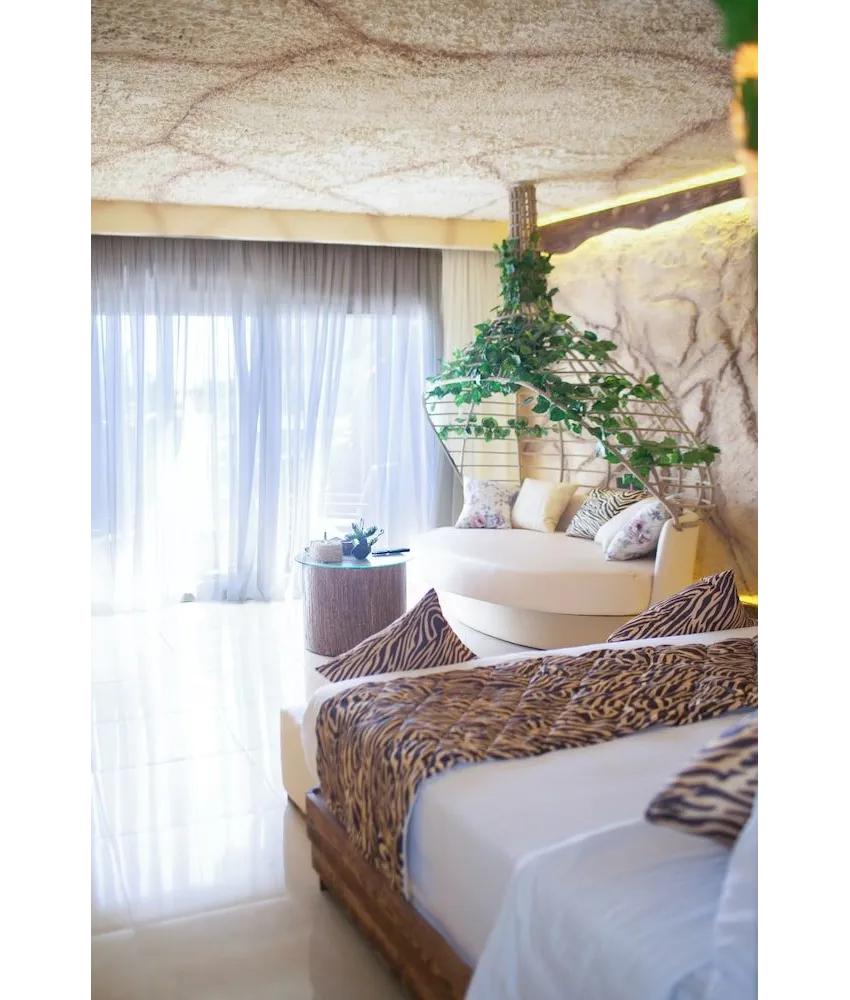 Caves Beach Resort (Adults Only 16+) 5*-25