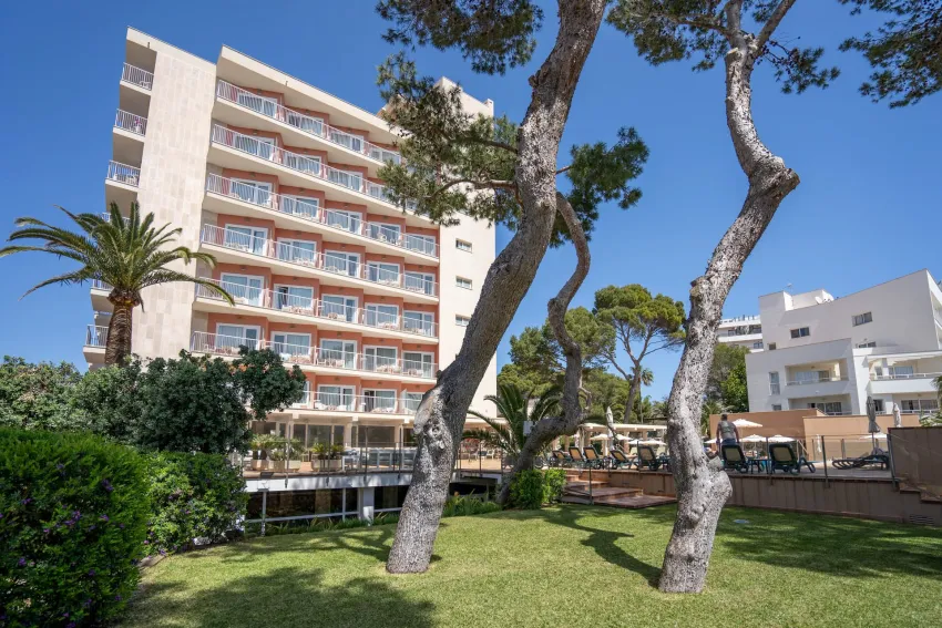 Hotel & Apartamentos Leman 4*-5